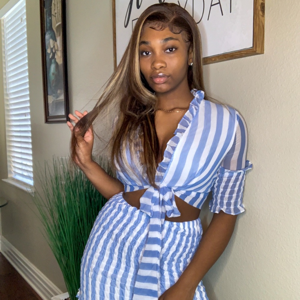 2 PC crop top with mid sleeves Long Skirt Set.